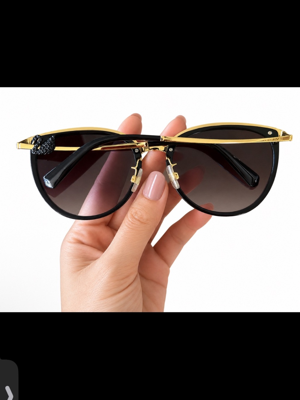 Swarovski $299 SWAN Sunglasses with Case - Picture 2 of 7